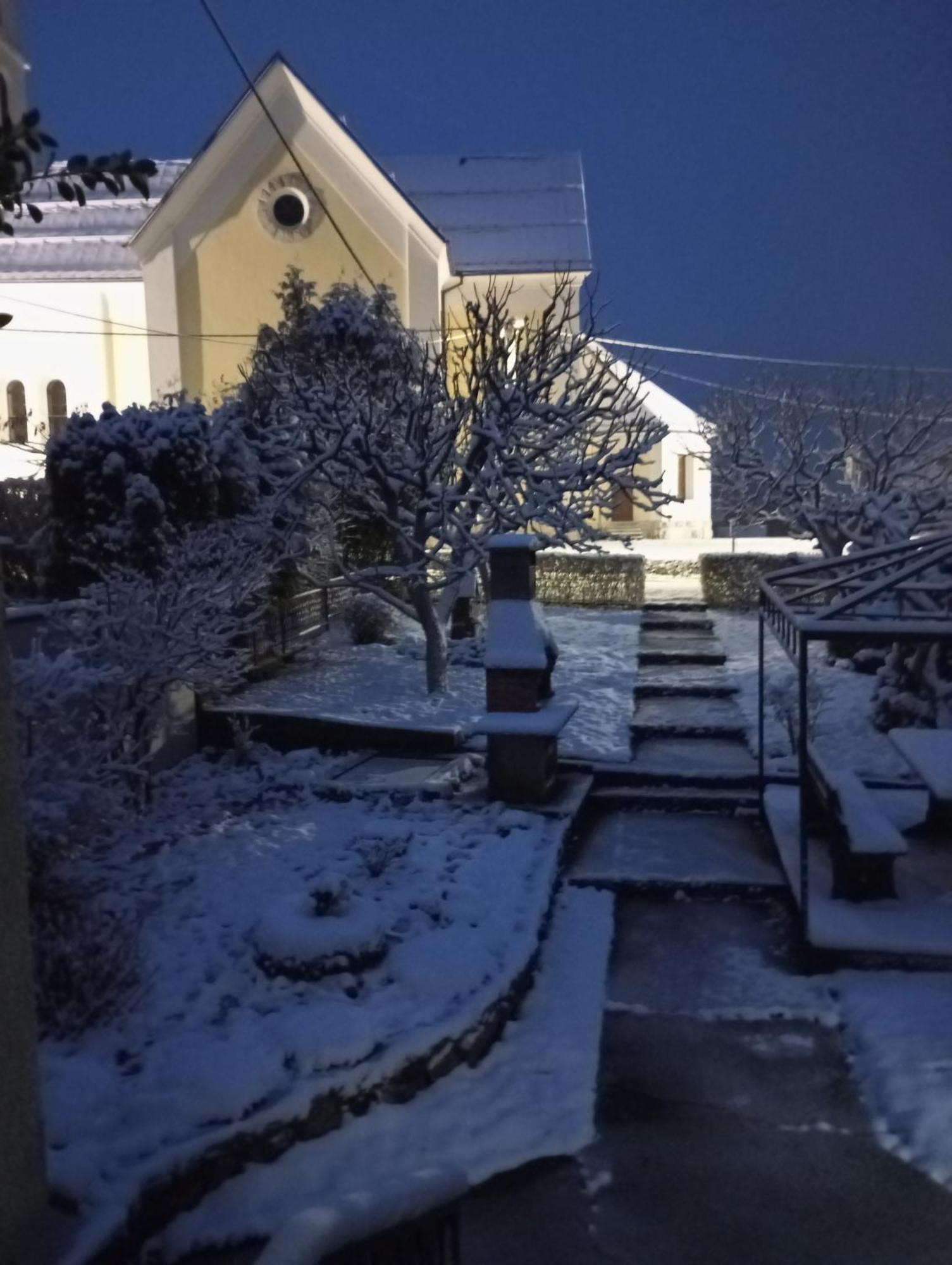 Guesthouse Pavlicic Drežnik Grad Eksteriør billede